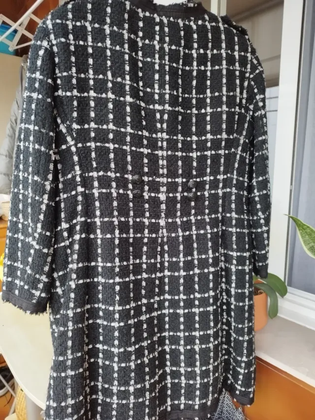 Abrigo y vestido de Purificación García