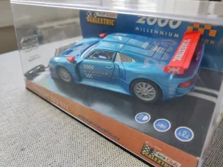 Scalextric Porsche 911 GT1 2000