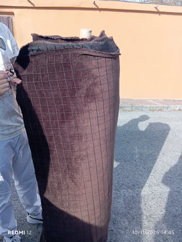 Tela marrón doble ancho 80m resto tienda