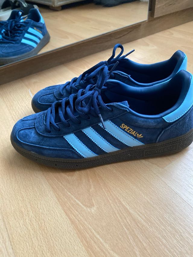 Zapatillas Adidas Spezial Negras y Azules