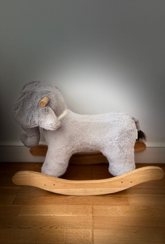 Balancín Elefante Peluche Pottery Barn Kids