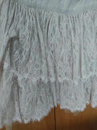 Vestido de fiesta beige