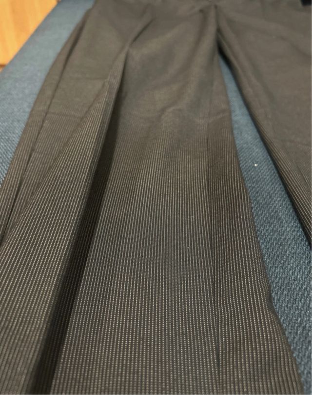 Pantalones de traje grises