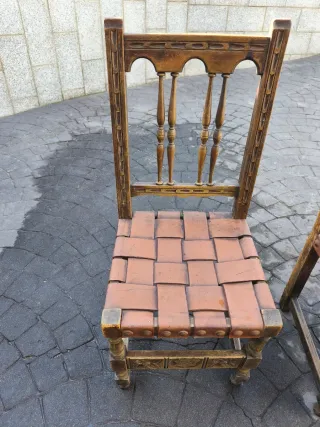 Juego de 4 Sillas Castellanas