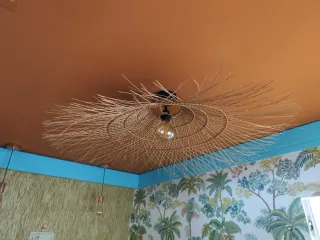 Lampadario stile hawaiano in bambù