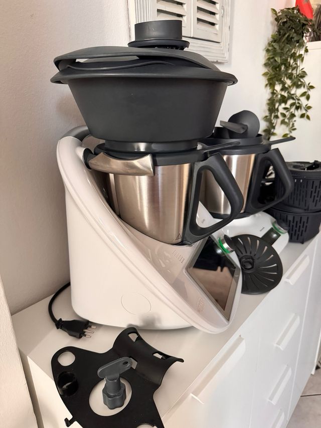 Bimby TM6 e Friend + accessori