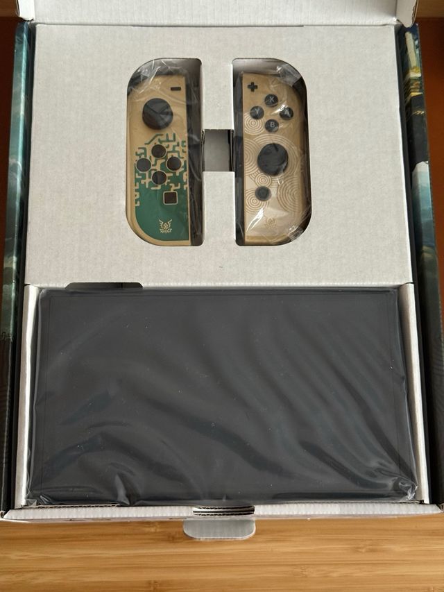 Nintendo Switch OLED Edición Zelda