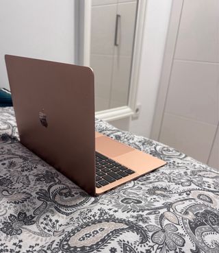 MacBook Air 13’’ Rose Gold Casi Nuevo