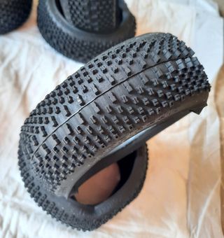 Gomme Off-road per Automodelli RC Buggy