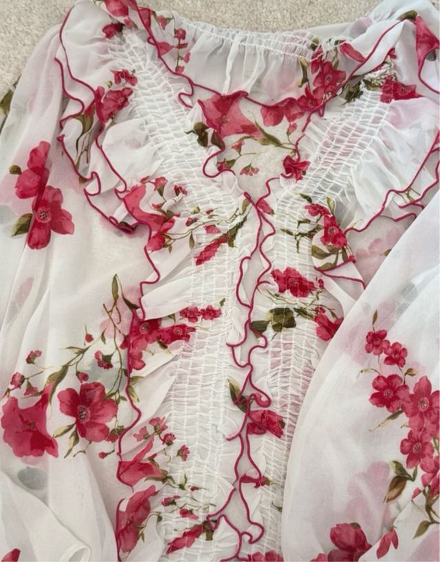 Blusa Zara floral manga larga