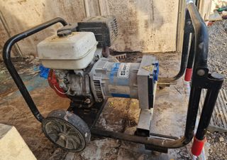 Generador Honda GX270