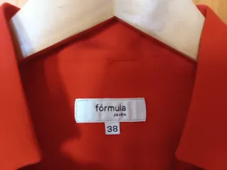 Chaqueta americana roja