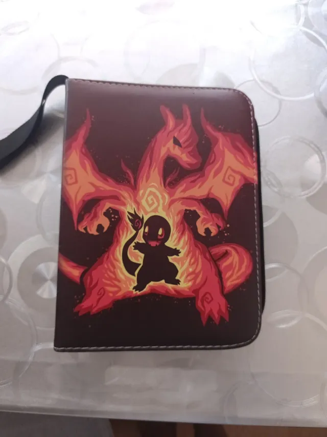 Álbum Pokémon Charizard