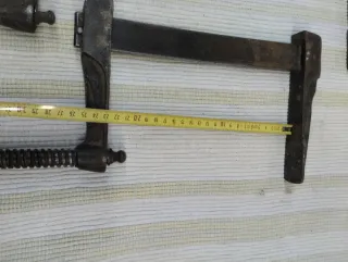 Sargentos antiguos de carpintero