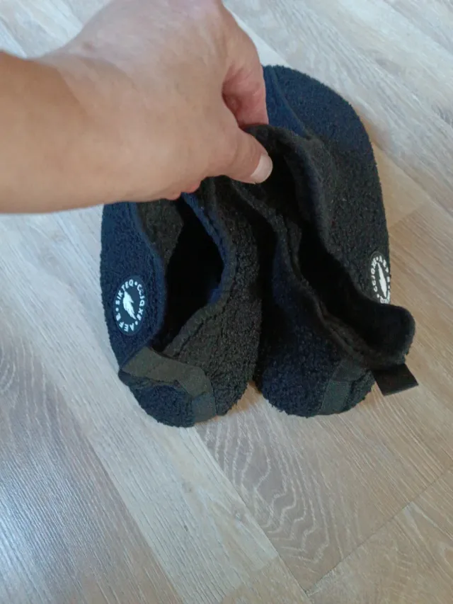 Pantofole Aefe uomo nere