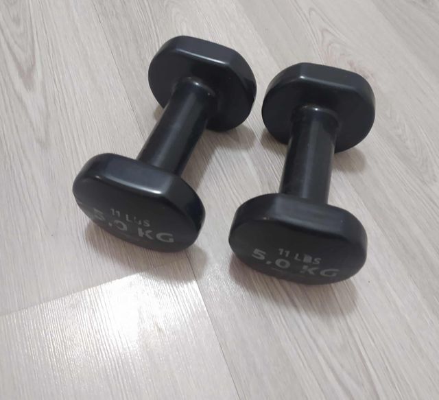 2 Mancuernas 5kg Negras