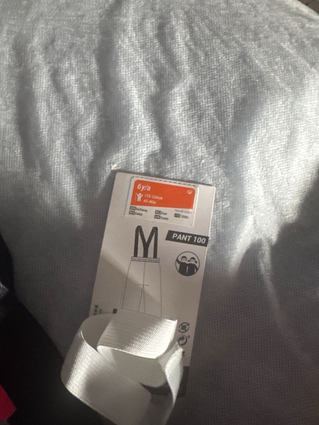 Peto de nieve niña T6 nuevo con etiqueta