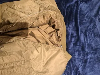 Chaqueta Zara verde oliva