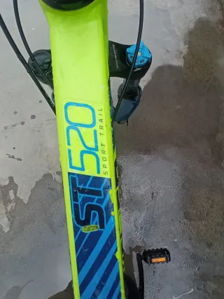 Bicicleta Rockrider ST520 Amarilla Talla S Segovia