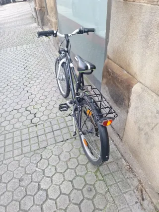 Bicicleta BTWIN Negra Ruedas 20