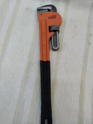 Llave de Grifa Heavy Duty 24