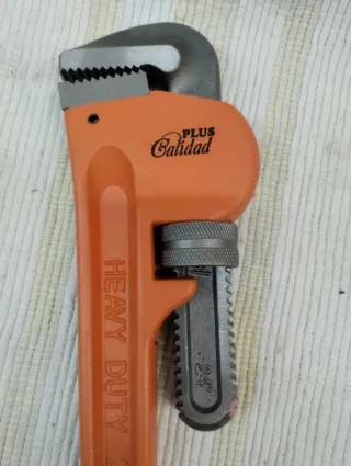 Llave de Grifa Heavy Duty 24