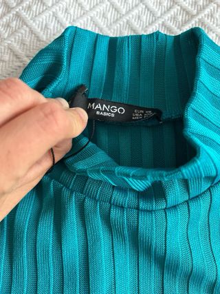 Jersey Mango cuello alto canalé