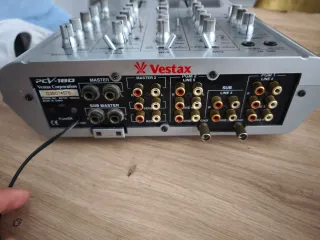 【音出確認済】VESTAX PCV-180 DJミキサー Vestax pcV-180 音出確認済】VESTAX PCV-180 DJミキサー 音出確認済】