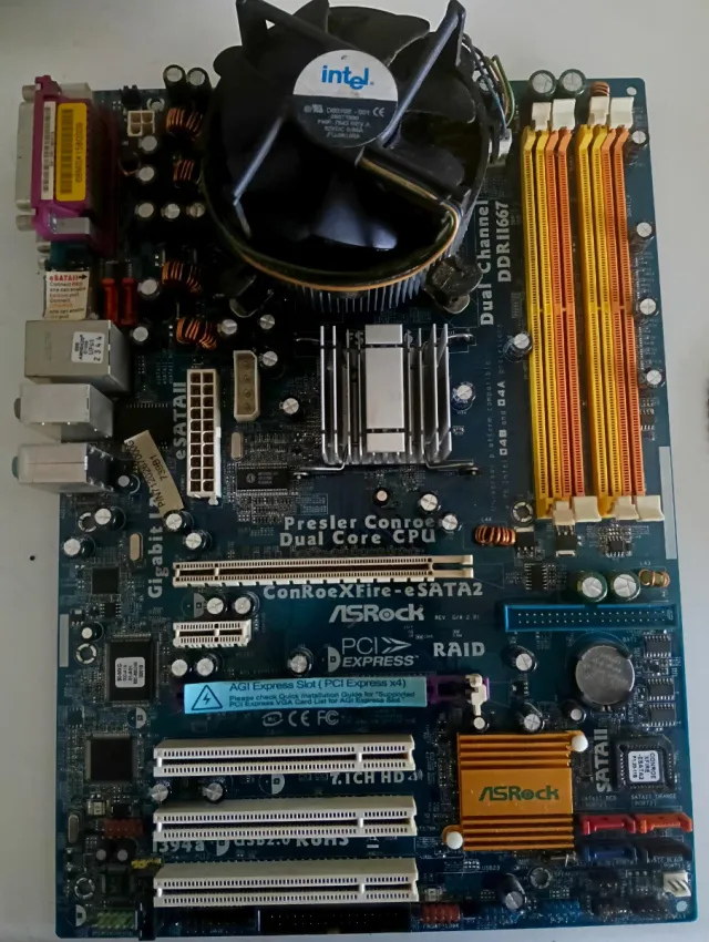 Motherboard ASRock ConRoeXFire-eSATA2 DDR1 PCIe