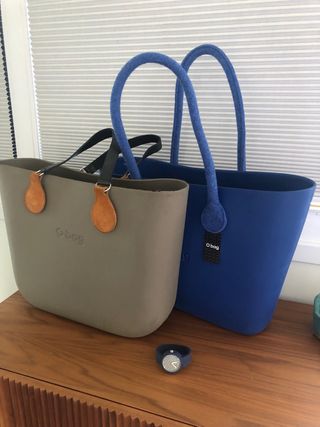 O Bag 2 Bolsos con asas y Reloj
