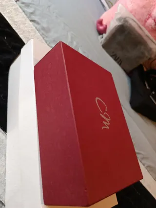 Bolso cartera piel C.M sin estrenar color burdeos