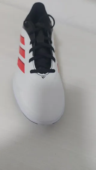 Zapatillas Fútbol Sala Adidas Blancas y Rojas