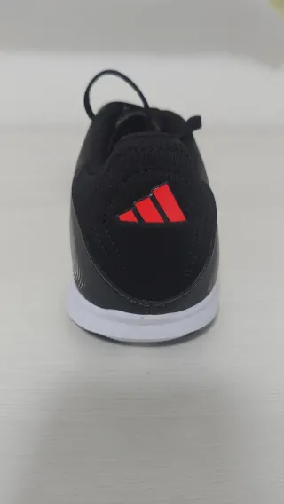 Zapatillas Fútbol Sala Adidas Blancas y Rojas