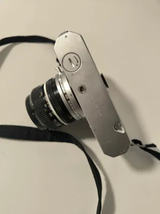 Nikon Nikkormat FT2 Plata + Objetivo 50mm