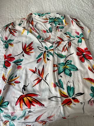 Camisa estampada flores multicolor