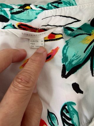 Camisa estampada flores multicolor