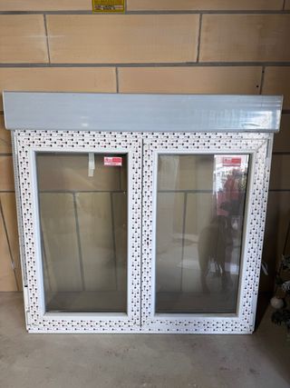 Ventana PVC con persiana