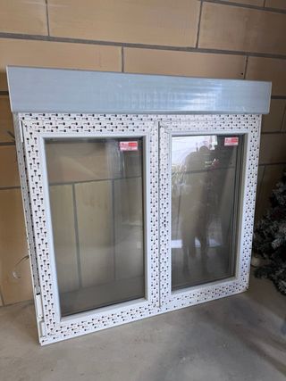 Ventana PVC con persiana