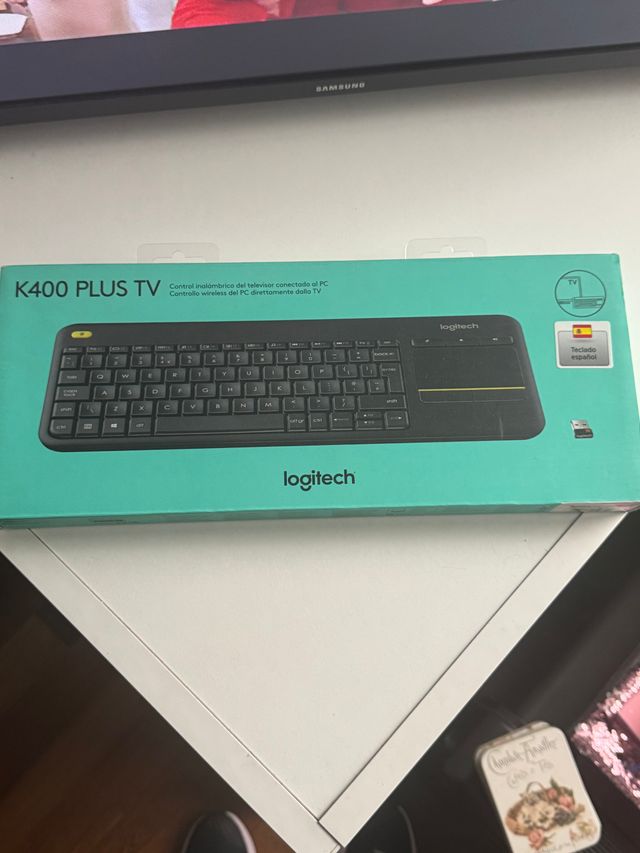 Teclado Logitech K400 Plus TV