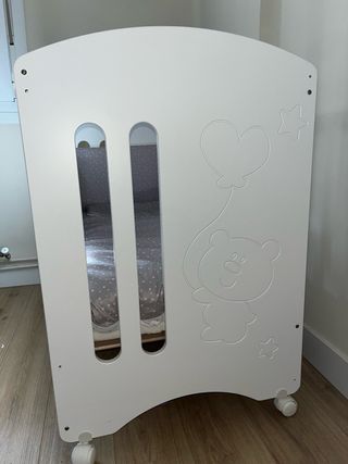 Cuna 120x60 con colchón nuevo