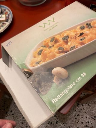 Porcellana da forno con rose