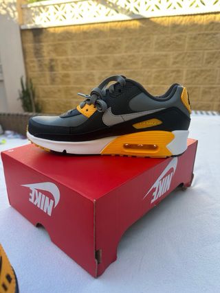 Nike Air Max 90 GS Talla 37.5