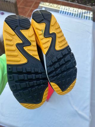 Nike Air Max 90 GS Talla 37.5