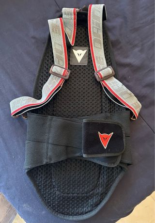 Espaldera Dainese