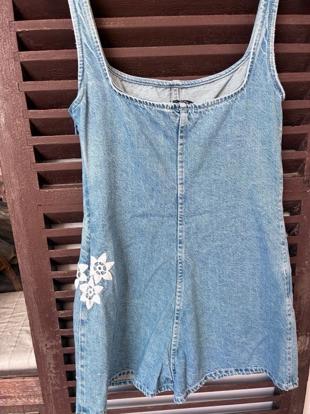 Peto vaquero Zara short chica Talla S