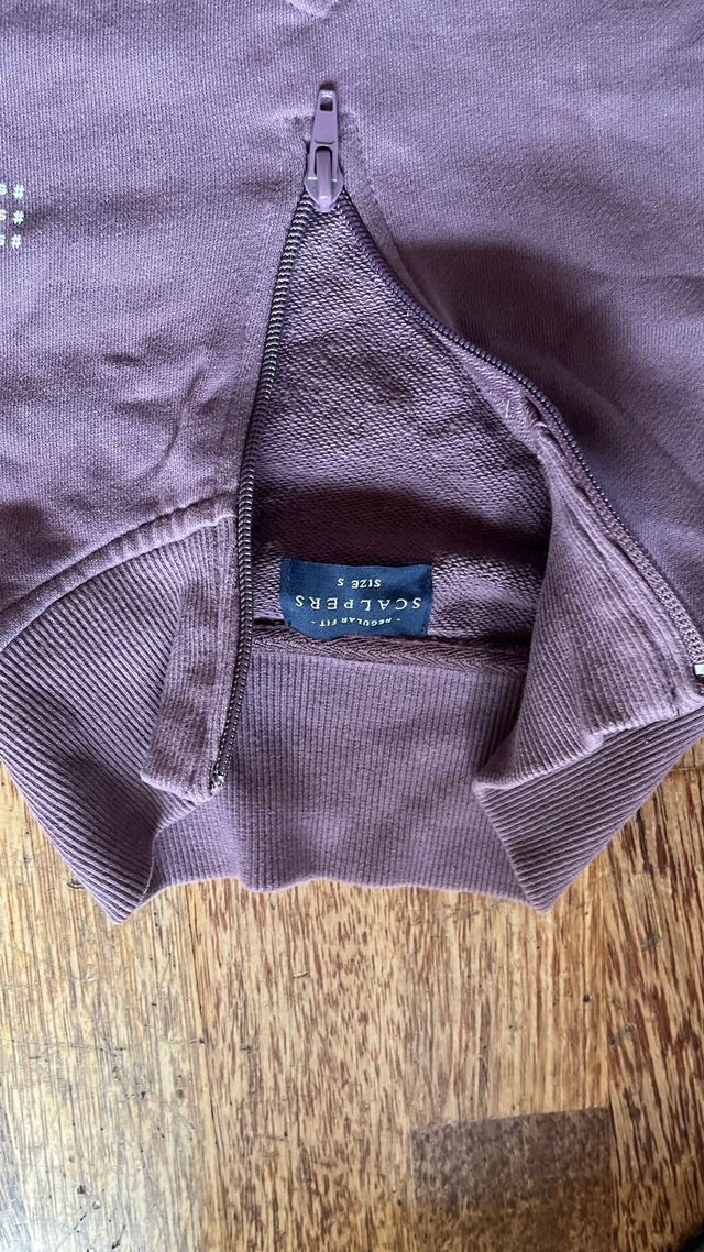 Jersey Scalpers cuello alto morado