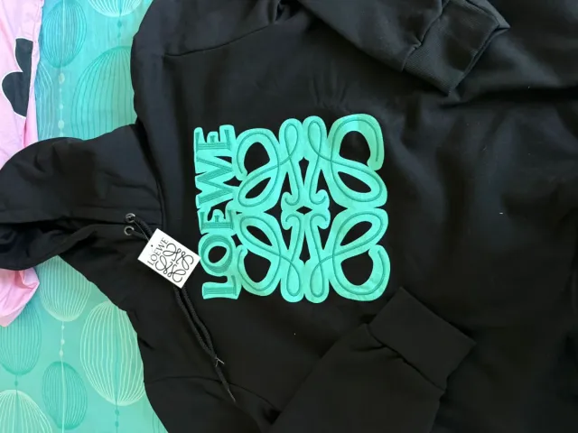 Sudadera Loewe Negra y Turquesa