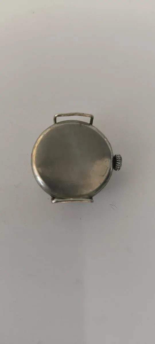 Reloj de cuerda Vera. Vintage.