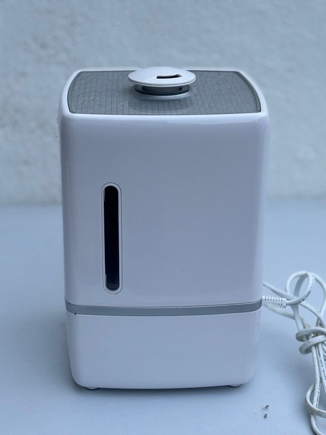 Humidificador VonHaus Blanco y Gris