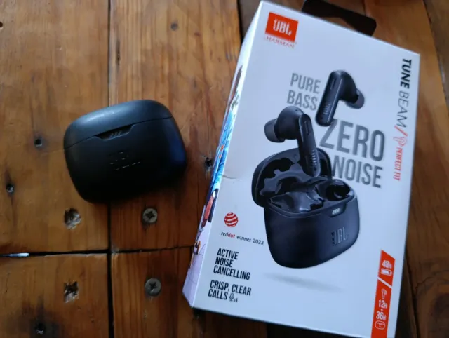 Auriculares JBL TuneBeam Negros